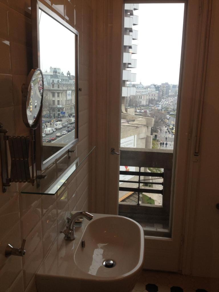 בוקרשט Central Studio Across From Intercontinental מראה חיצוני תמונה